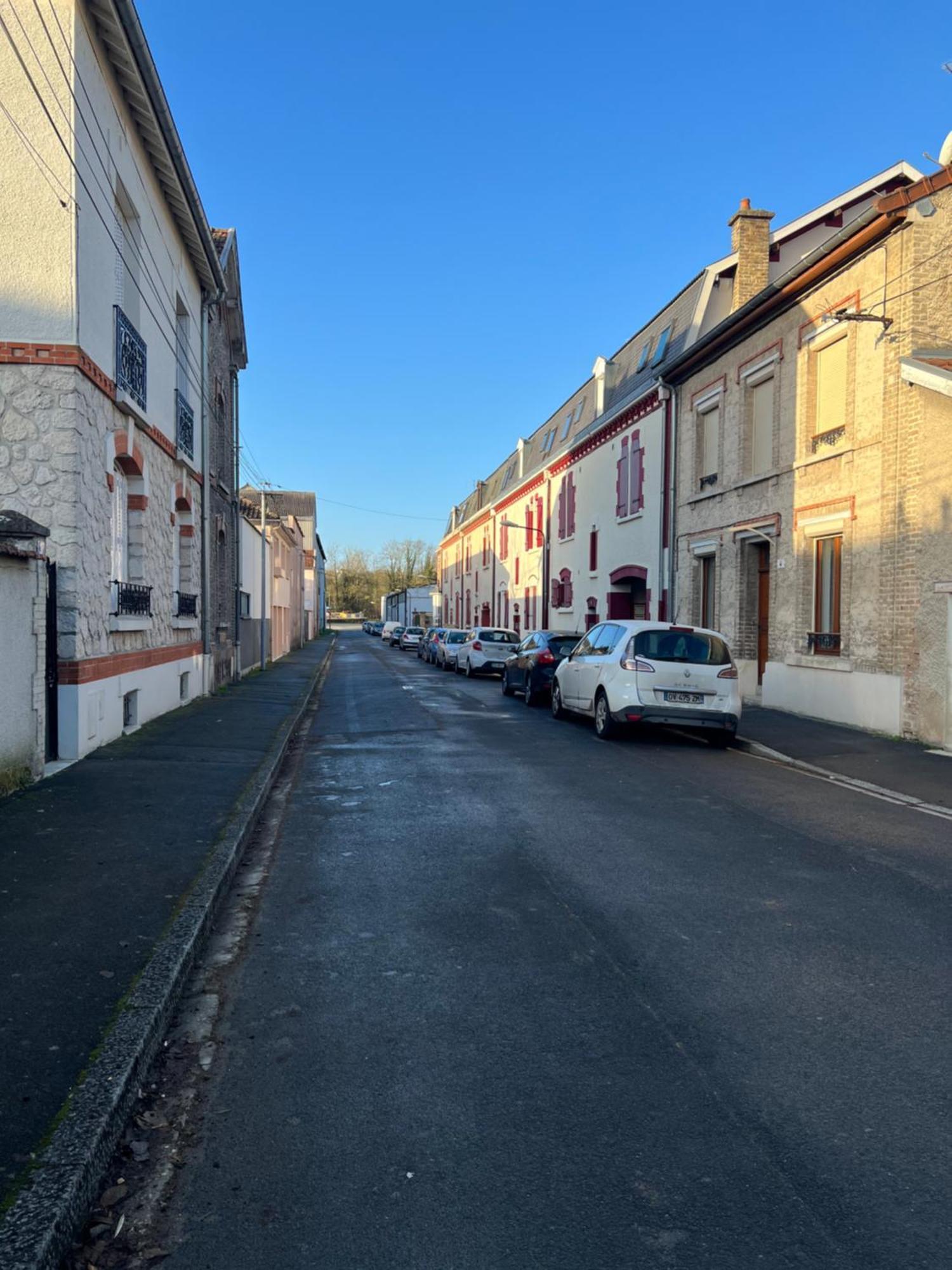 Ravissant T2 Proche Centre-Ville Et Jard Châlons-en-Champagne Εξωτερικό φωτογραφία